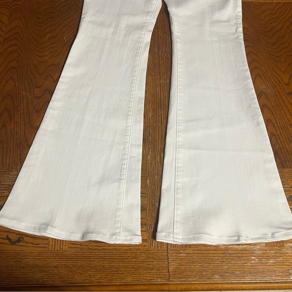 NEW Frame Le High Flare Jeans in White Sz 31 Retro 70s Inspired Style Boho - Picture 10 of 16